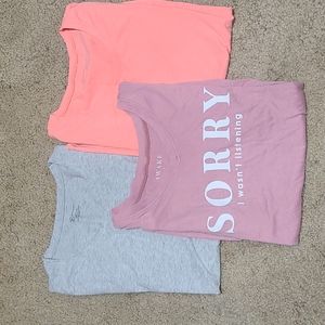 Lot 3 tshirts